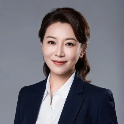 Portrait of Uponor district energy specialist